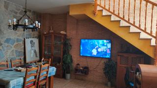 Casa a Alfafar. Casa de 2 alturas + buhardilla + garaje , alfafar