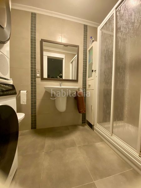 Foto b55626c9-9b54-4e50-b59f-53383e6be434. Planta baixa amb calefacció a Benetússer