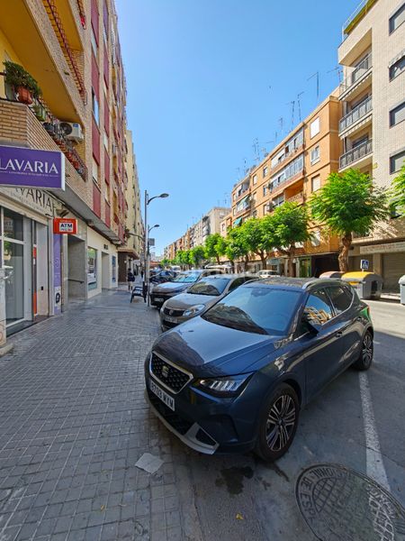 Foto ca9db2ac-00b5-4941-ad58-e7eebf699a98. Alquiler local comercial en avinguda de la albufera 30 bajo comercial de 170 metros en avenida principal en Alfafar