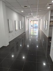 Miete Geschäftsraum in Avinguda de la albufera 30. Bajo comercial de 170 metros en avenida principal