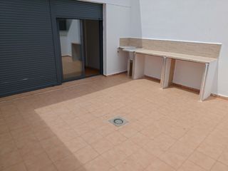 Location Attique à Sedaví. Atico de 1 dormitorio con garaje ( vacio sin muebles )