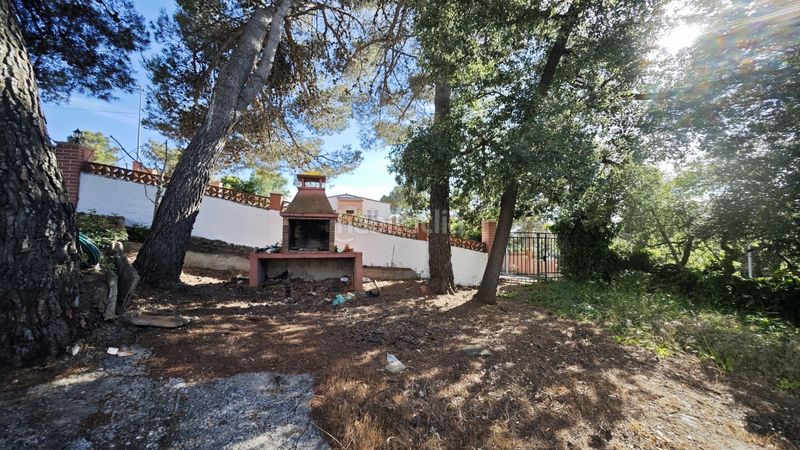 Foto 9be59c0c-4f1a-44d2-adb8-fd136743187d. Casa amb xemeneia aparcament a Torrelles de Foix
