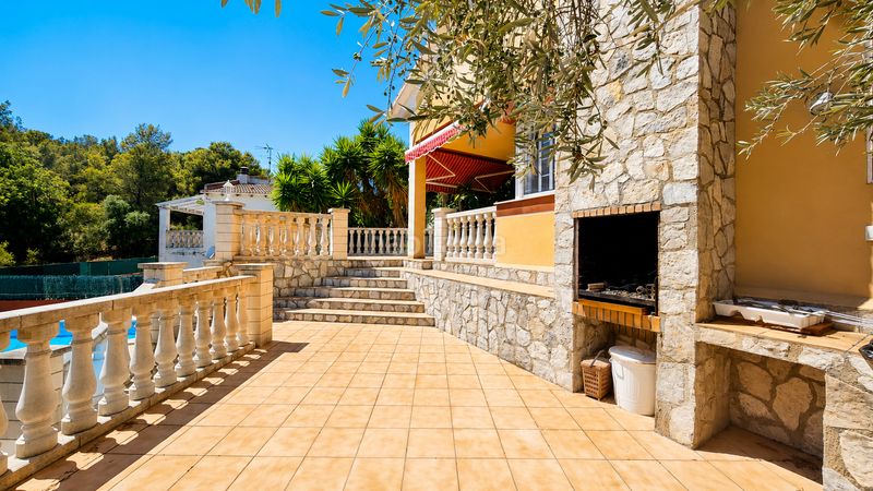 Foto a5fb1734-9d93-4750-a469-518fb4835ffe. Location chalet avec chauffage parking piscine dans Vendrell (El)