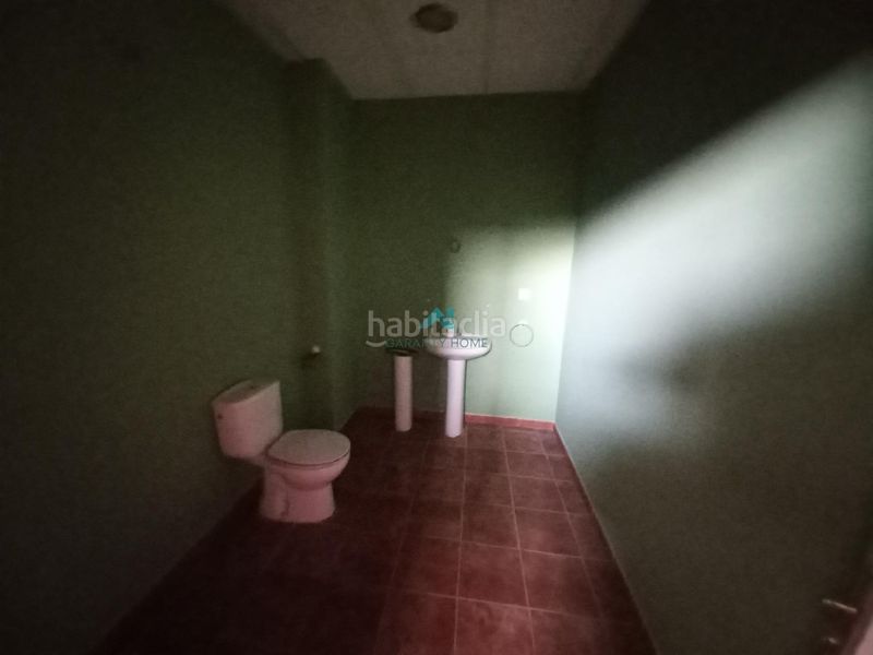 Foto a732d281-8597-49f8-a93c-f81492810a18. Lloguer local comercial a Limpias