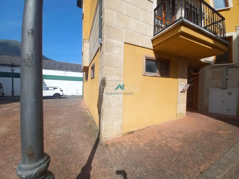 Foto bb69451f-d180-4335-b571-48964273e551. Lloguer local comercial a Limpias
