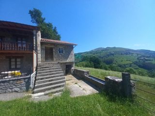 Masia  39813. Se vende casa para reformar con terreno