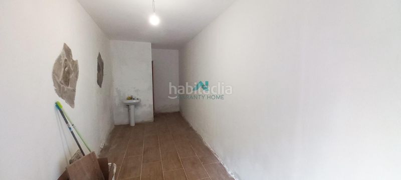 Foto 3ff5c46e-0820-4d86-b786-497bce32ea2f. Local comercial a Centro Laredo