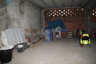 Miete Geschäftsraum in Ampuero. Se alquila local comercial en ampuero