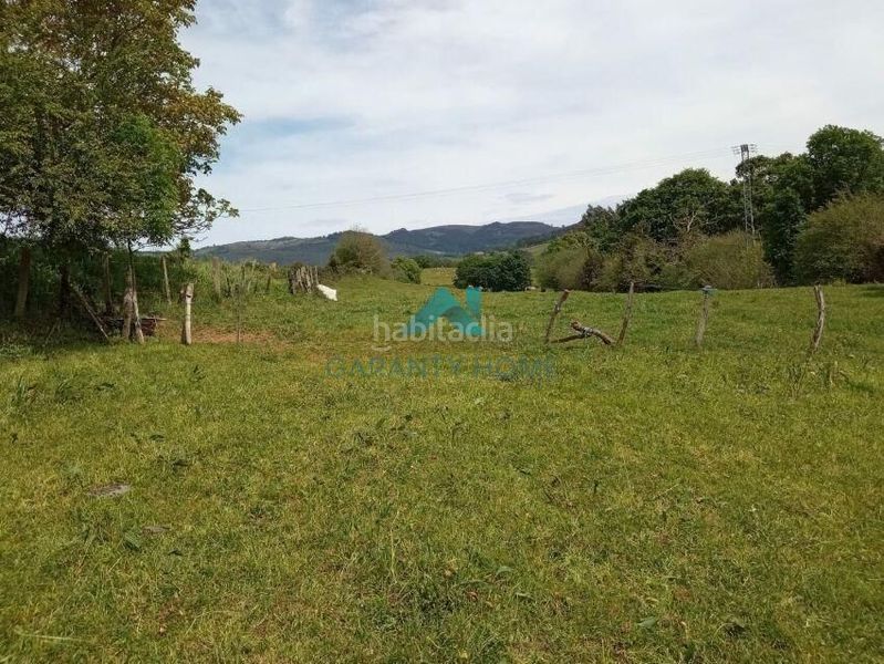 Foto 57cb50e6-c972-407d-835c-8d8f28027d6f. Finca rústica a Rasines
