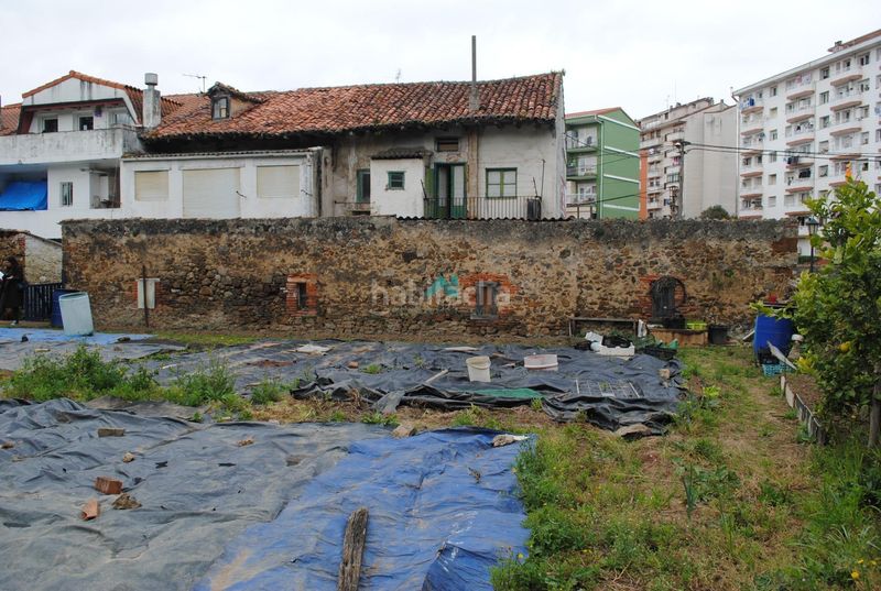 Foto 2a8fb4fe-9a50-49d2-9157-f90a83aff62d. Masia a Colindres