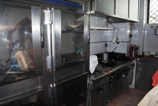 Geschäftsraum in Ampuero. Se vende local preparado como restaurante en ampuero