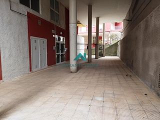 Geschäftsraum  Calle dr.lopez garzon. Se vende local comercial en ampuero