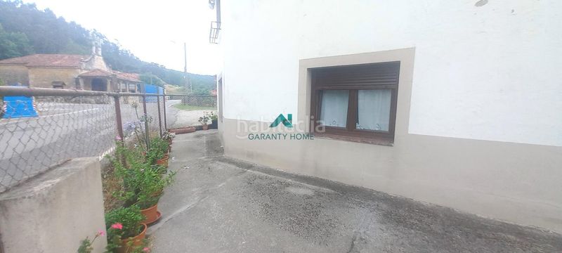 Foto c9c1d0e0-29da-4188-bdef-22851fa50d27. Casa amb aparcament a Ribamontán al Monte
