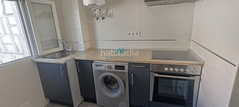 Foto b27d33a7-3d53-4bd5-8c5c-ec2c3b22f755. Pis a Santoña