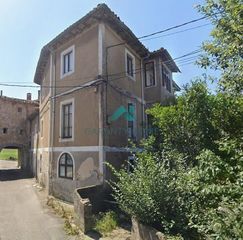 Erdgeschoss in Hazas de Cesto. Se vende bajo en beranga