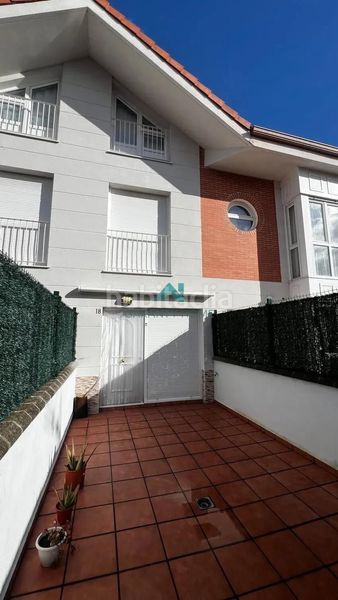 Foto affcfea1-b853-4eab-a09f-d14cfca9949b. Casa adossada amb calefacció aparcament a Ampuero