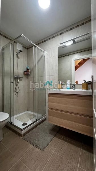 Foto b1c9d7c3-f9a1-46e2-be23-e529ce02af17. Casa adossada amb calefacció aparcament a Ampuero