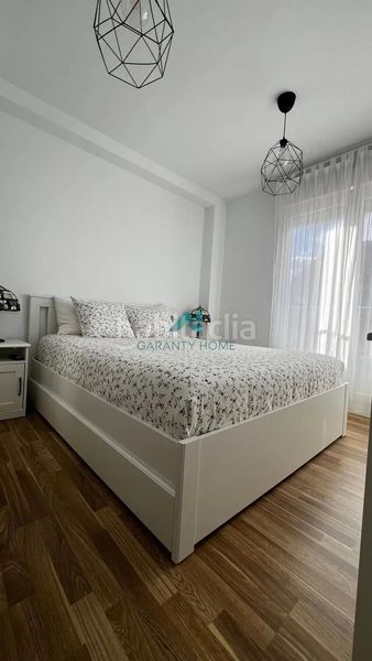 Foto d7c824d1-c4b1-4531-9b0d-ac34073ab3aa. Casa adossada amb calefacció aparcament a Ampuero