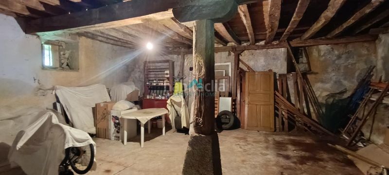 Foto 0b936ec2-f2f7-4ab5-812e-bda61641301e. Masia a Ruesga