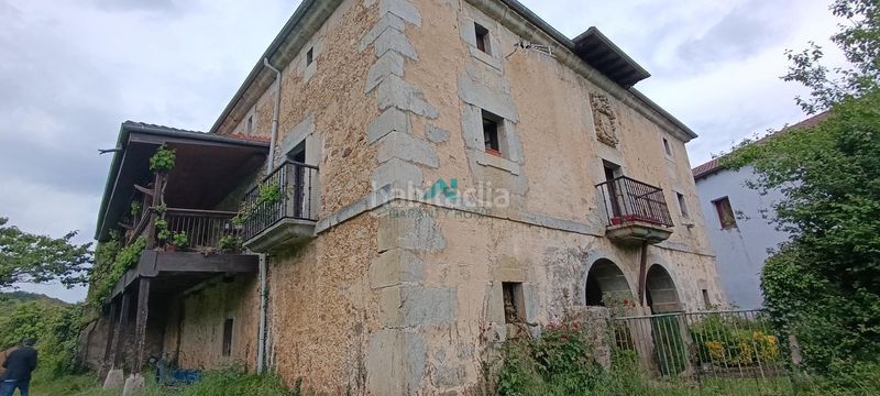 Foto 46b412ba-9a2f-4e9c-a41e-57d48964ae70. Masia a Ruesga