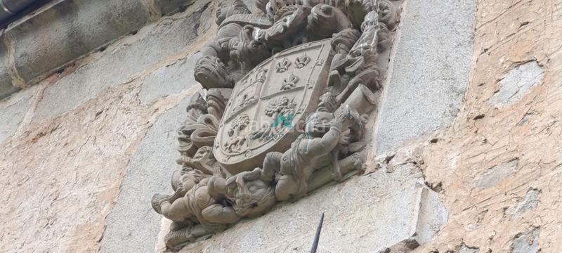 Foto f0b68c06-2e4b-48ed-a5b5-fb1b05c20fa6. Masia a Ruesga