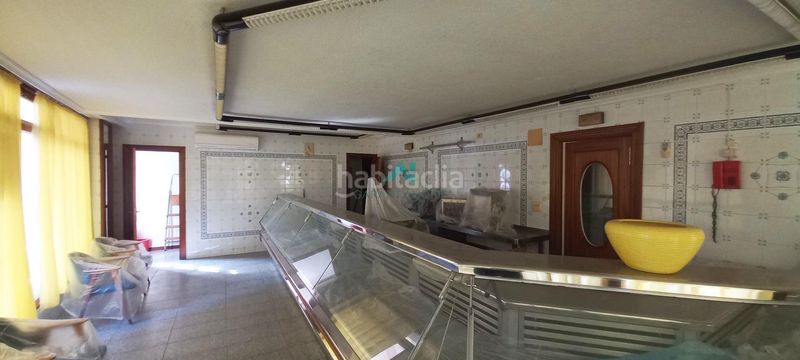 Foto 2c08896f-22e4-4a6f-b250-b80b2bbbd0cd. Local comercial a Santoña