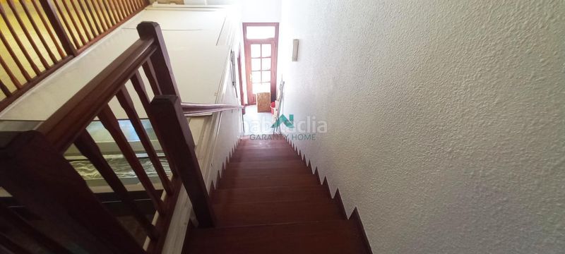 Foto d6d5e248-a72f-4e6d-9e31-8cc3499e3eca. Local comercial a Santoña