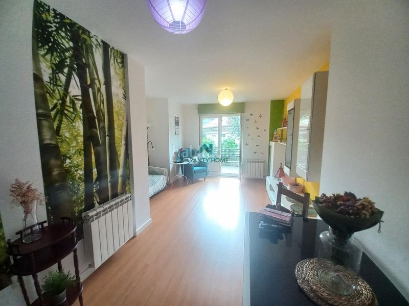 Foto fe55d700-5460-4d45-8719-71e16d2565b4. Planta baixa amb calefacció aparcament a Limpias