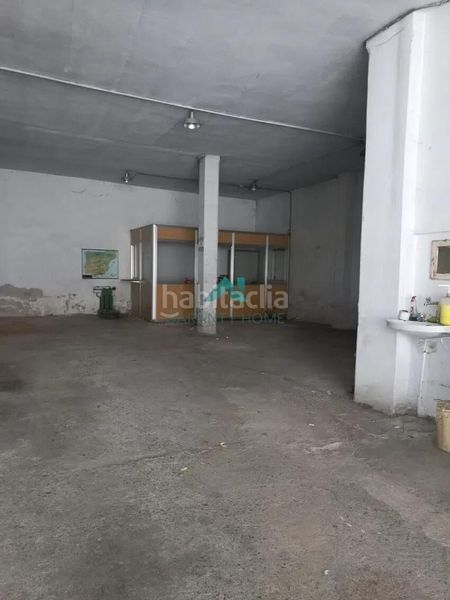 Foto 57313f09-01f0-41dd-9316-54c485cf2012. Local comercial a Centro Laredo