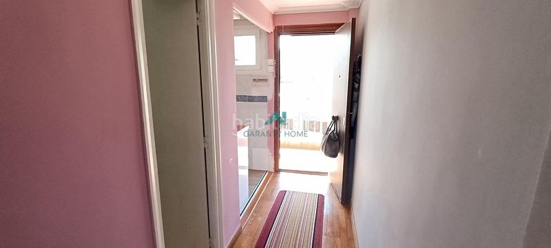 Foto a936ef6b-e674-4a11-b84d-140be4ff12bd. Lloguer estudi amb aparcament a Zona Playa Laredo