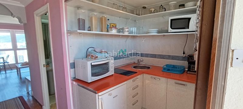 Foto e951f2b8-daa8-4c35-83a4-6bab03221732. Lloguer estudi amb aparcament a Zona Playa Laredo