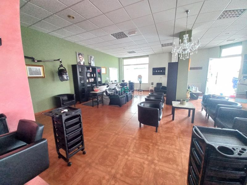 Foto be8fa883-8b44-4c57-9a17-f0214c0ff554. Local comercial se vende local comercial en Ramales de la Victoria