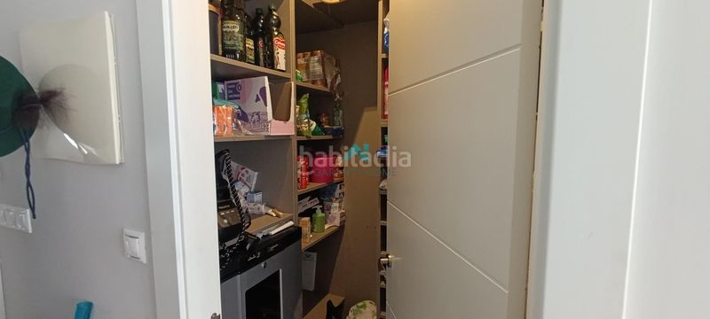Foto 3e7c107b-3b00-4ff1-bd43-0e037c0bf4a6. Àtic amb calefacció aparcament a Centro Laredo