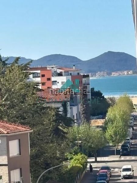 Foto d1c15375-0a61-4023-ad3f-183b0dc3892f. Àtic amb calefacció aparcament a Centro Laredo