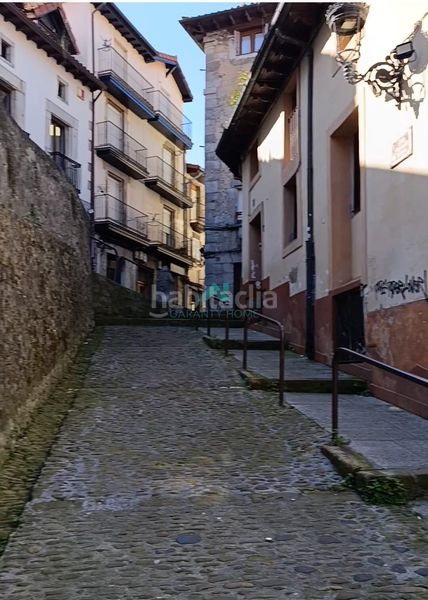 Foto 9a569994-09e8-4ac9-bf2b-9794b694f422. Planta baixa a Centro Laredo