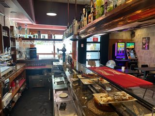 Traspàs Local Comercial  Calle raimundo lanas. Bar equipado y en funcionamiento | rochapea