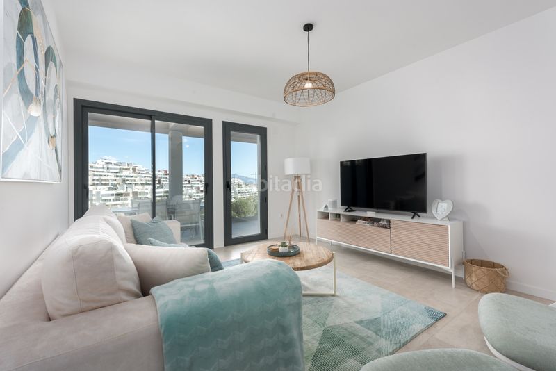 Foto 1044aa75-ea20-4312-b31e-7bb310ba1e6b. Apartament amb aparcament piscina a Huerta Nueva Estepona