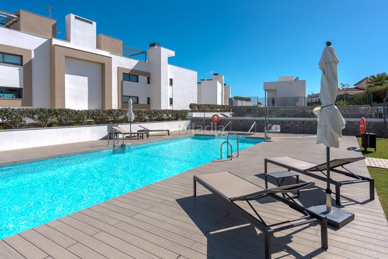 Foto 2e7e8e75-10b9-44df-a990-e47307efd5f9. Apartament amb aparcament piscina a Huerta Nueva Estepona