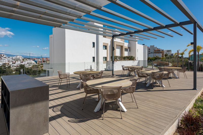 Foto 9ca45647-0d5d-4b1d-a0e8-8f54b4c6dfb6. Apartament amb aparcament piscina a Huerta Nueva Estepona