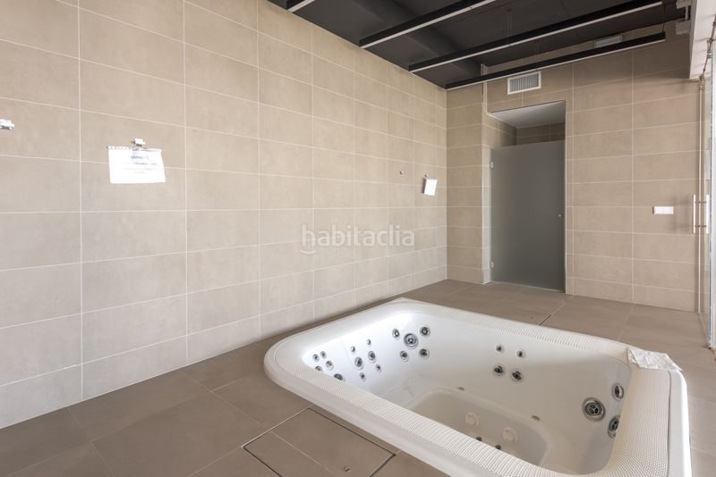 Foto fb6ea3e6-7cd6-4ae1-bfe5-ae89dd80a12a. Apartament amb aparcament piscina a Huerta Nueva Estepona