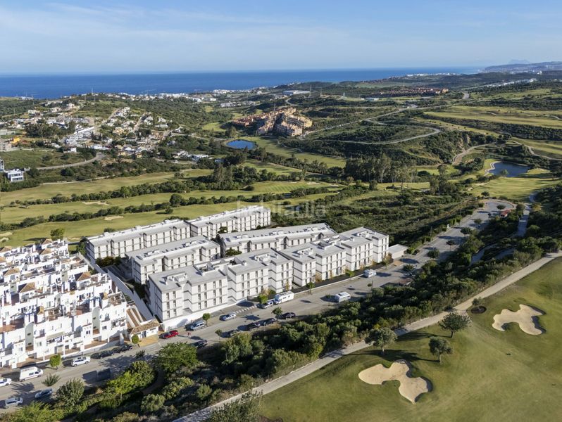 Foto dd9d1f7f-c9ed-4a84-bf8a-fd8da4e37785. Apartament amb aparcament piscina a Valle Romano Golf Estepona