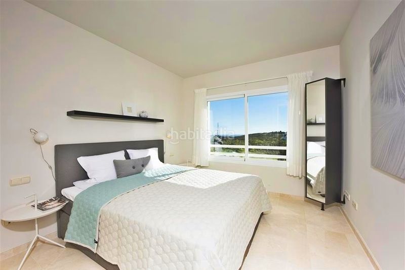 Foto c82728c0-95da-41e2-aea0-51758f471eae. Apartament amb aparcament piscina a Centro Estepona