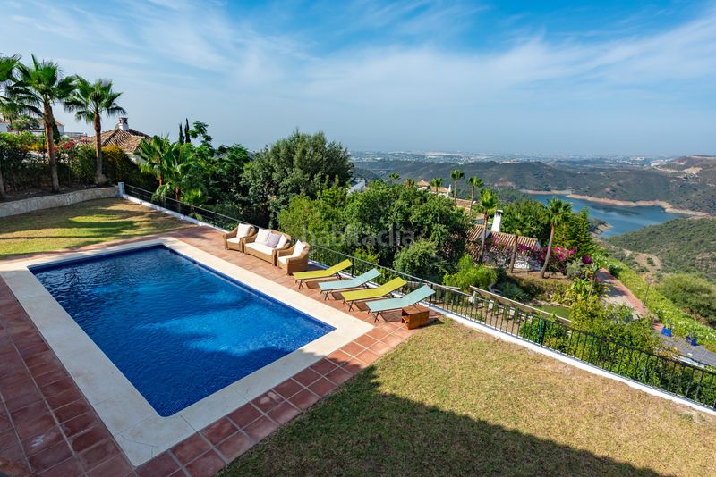 Foto db68a569-d6a0-4592-96ef-0e63b1ed89b3. Casa amb aparcament piscina a Istán
