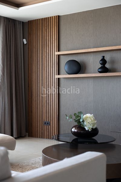 Foto 387b9aa9-23c4-42f6-b8a8-33ca815ed06f. Apartament amb calefacció aparcament piscina a Los Naranjos Marbella