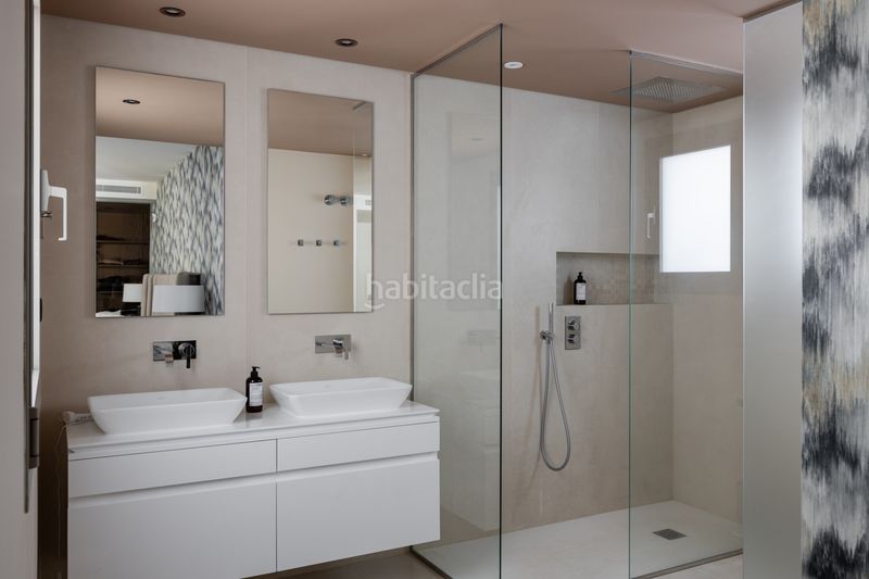 Foto 3d82d444-4ed4-4ac1-b8fd-e84964e7b8dd. Apartament amb calefacció aparcament piscina a Los Naranjos Marbella