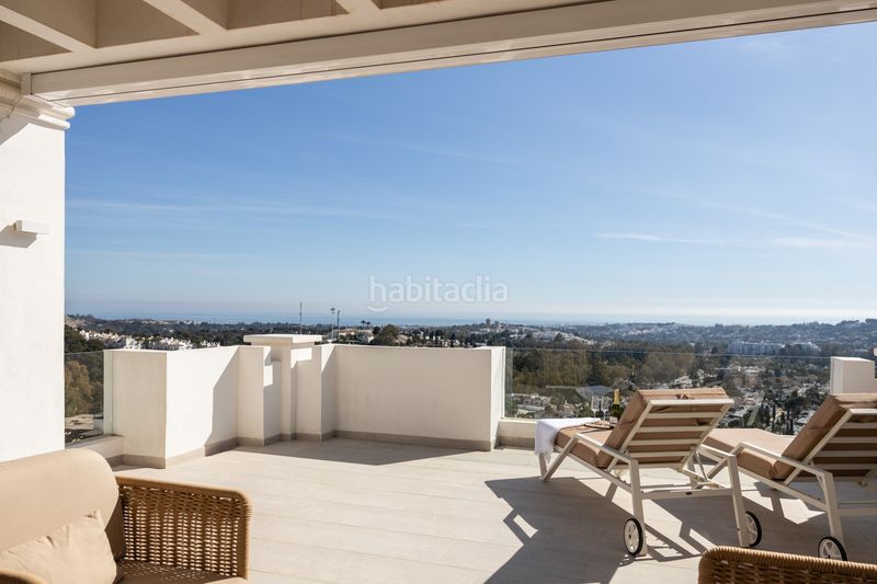 Foto 8d27fe9a-5505-4d9a-9262-4cd2594ca939. Apartament amb calefacció aparcament piscina a Los Naranjos Marbella