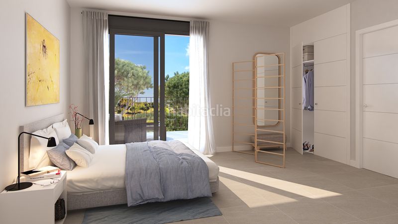 Foto bf47a3c9-1698-489c-b1aa-ba55dc850354. Casa adosada en Sotogrande alto Sotogrande