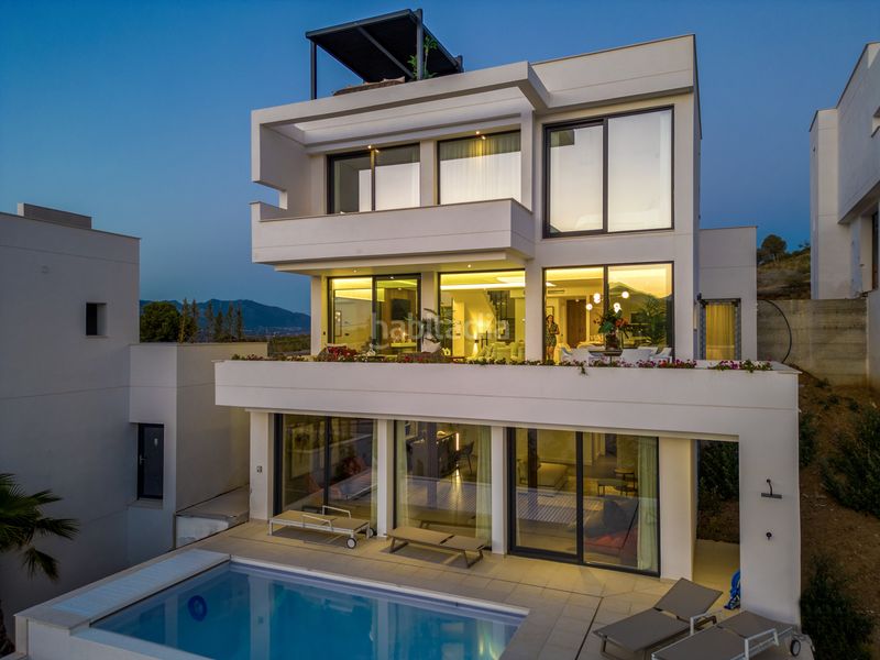 Foto df707473-4a92-40d1-972f-77020cd76713. Casa amb aparcament piscina a Mijas golf Mijas