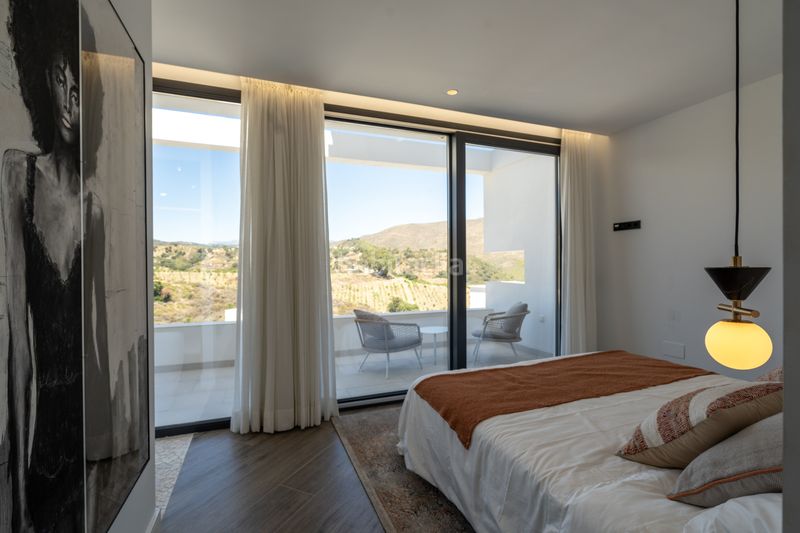 Foto eda22266-765d-44e8-8301-ed8f519448b2. Casa amb aparcament piscina a Mijas golf Mijas