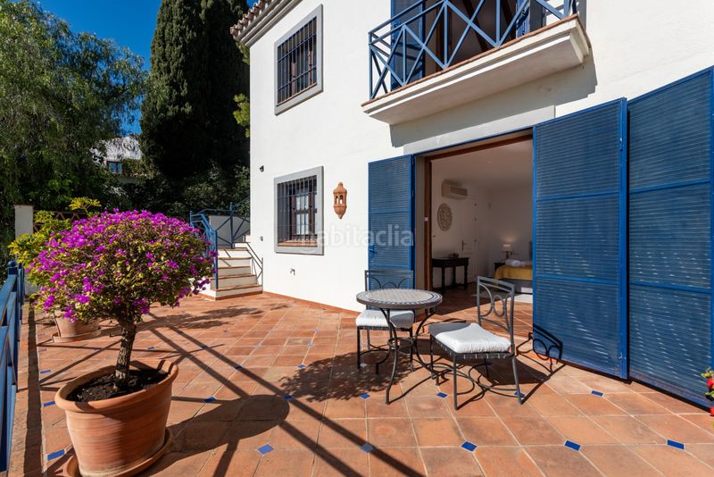 Foto bd6ab656-0247-4c6b-b689-28764cc6a8a0. Casa amb calefacció aparcament piscina a El Madroñal Benahavís
